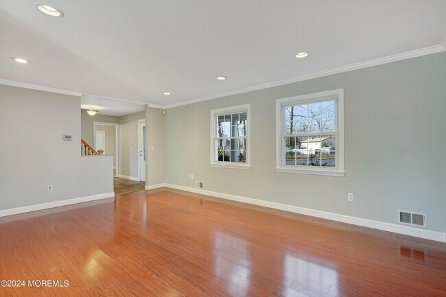 Building Photo - 22 Brookside Ct