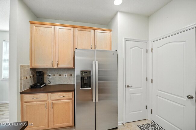 Building Photo - 6119 Bartram Village Dr