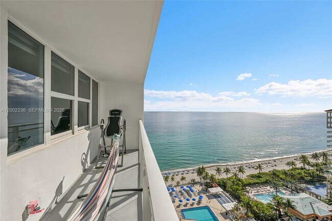 Building Photo - 2030 S Ocean Dr