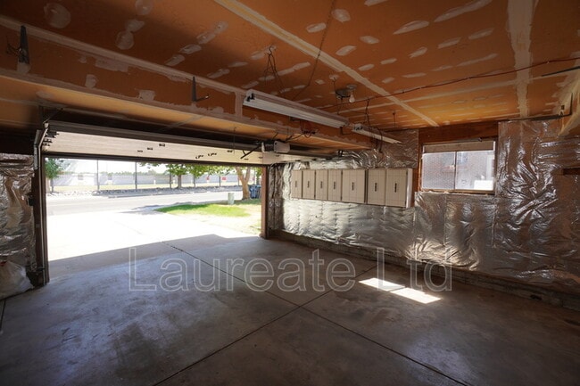 Building Photo - 1472 W Geddes Ave