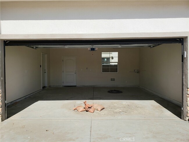 Building Photo - 1036 Fernleaf-