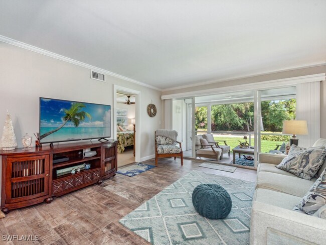Building Photo - 3930 Belair Ln