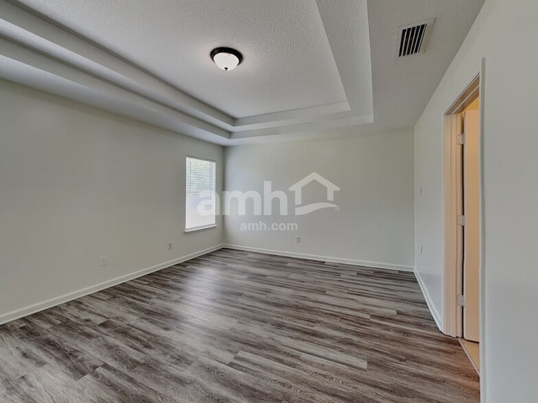 Building Photo - 3748 Juliet Leia Cir S