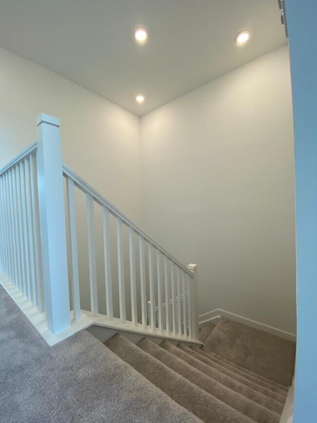 Building Photo - 4946 Navali Dr