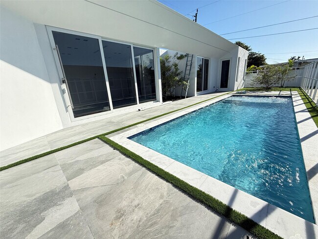 Building Photo - 12245 SW 29th Terrace