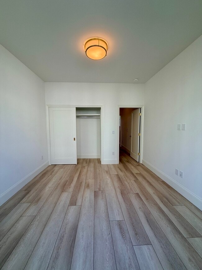 Building Photo - 1249 Kearny St