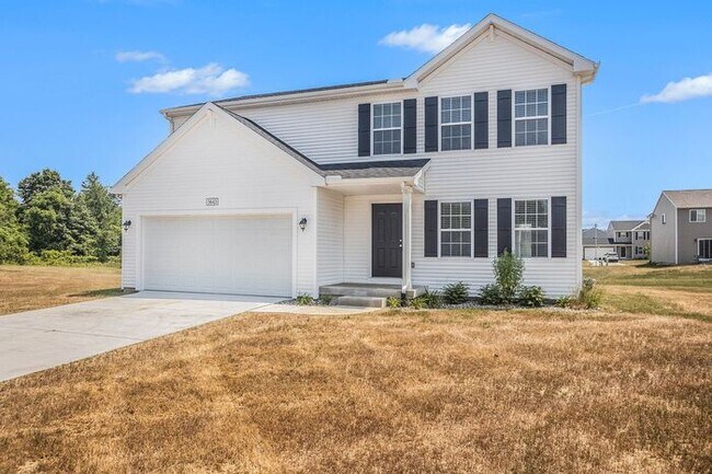 Building Photo - 5643 Claremount St