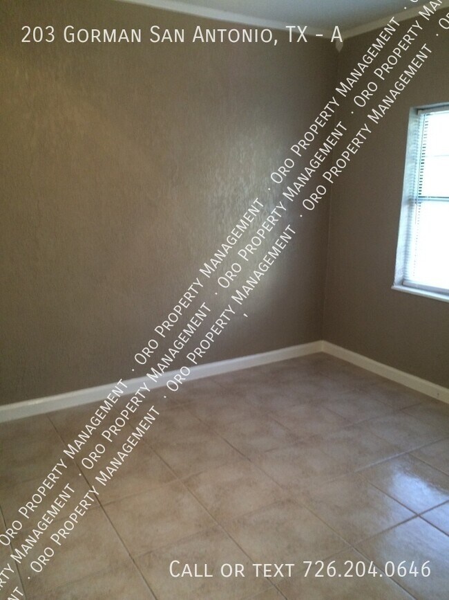 Building Photo - 203 Gorman