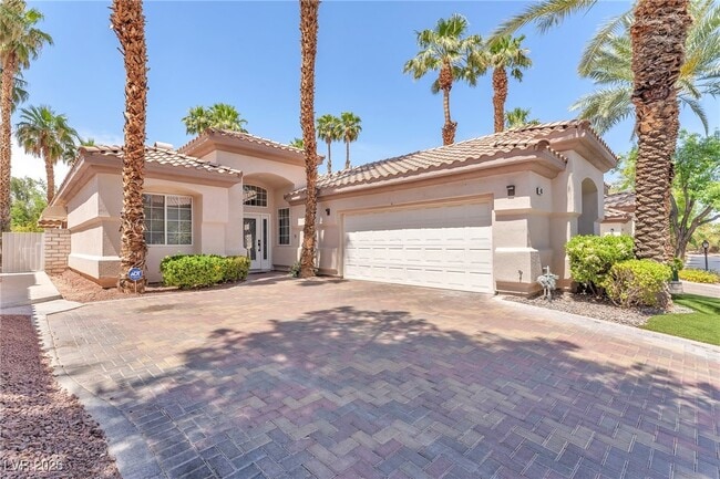 Building Photo - 465 Indigo Springs St