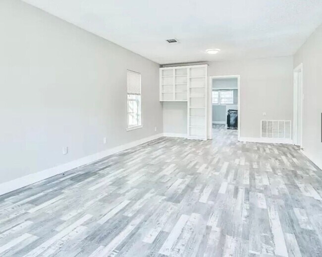 Building Photo - Charming 3BR House in Lubbock