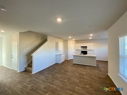 Building Photo - 442 Orion Dr