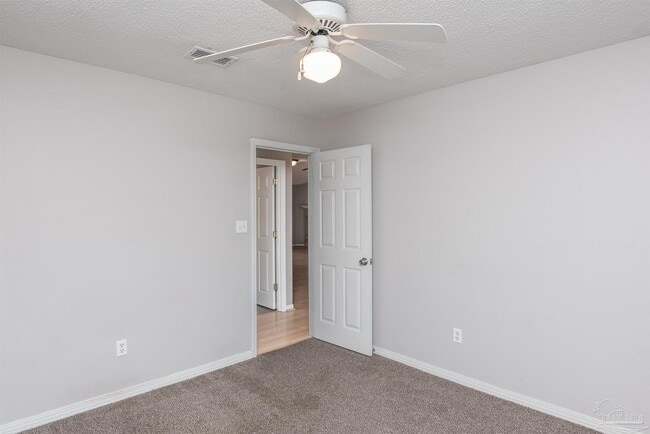 Building Photo - 2100 Frontera St