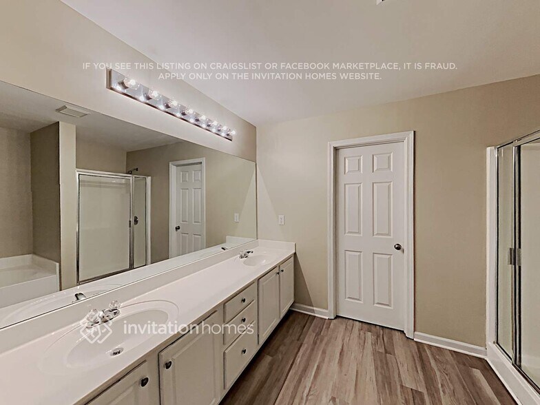 Building Photo - 4328 Savannah Dr
