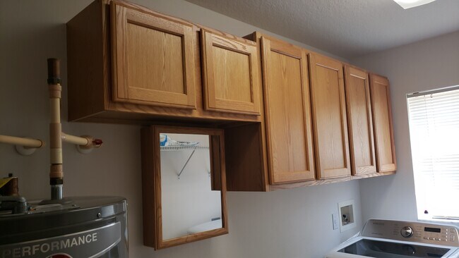 Building Photo - 2206 Deata Ct