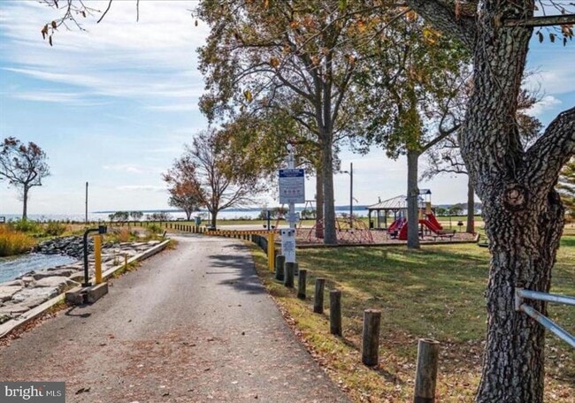 Building Photo - 1345 Ellicott Ave