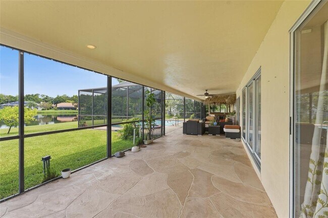 Building Photo - 6513 Thoroughbred Loop