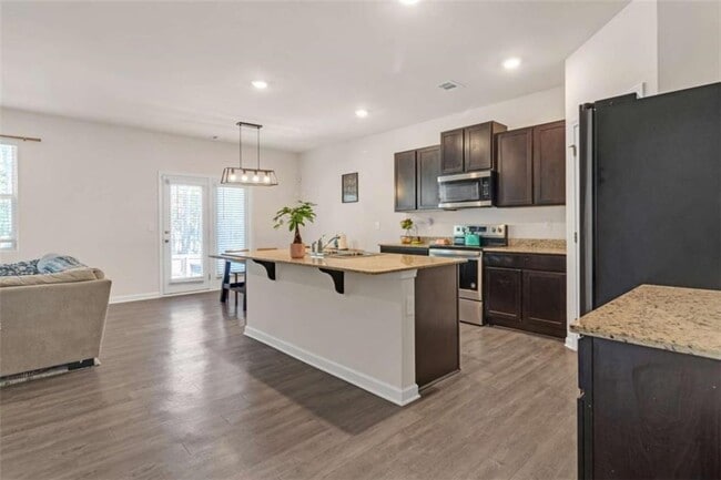 Building Photo - 3741 Makeover Ct
