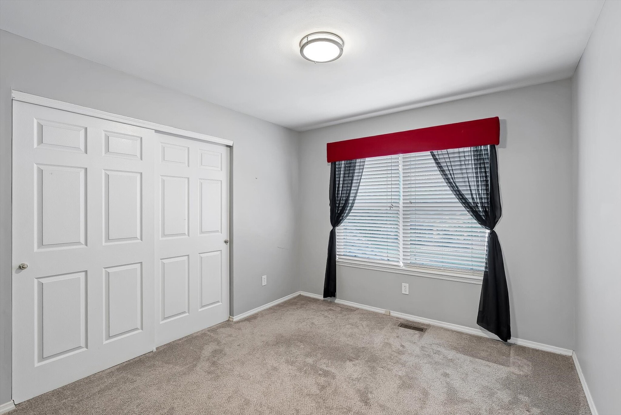 Building Photo - 1203 Ashford Place Dr