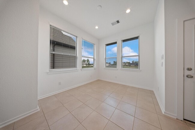 Building Photo - 1615 Rustling Creek Dr