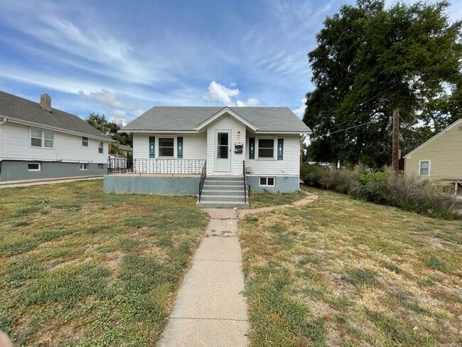 Primary Photo - Adorable 2 bed 2 Bath home in Downtown Gre...