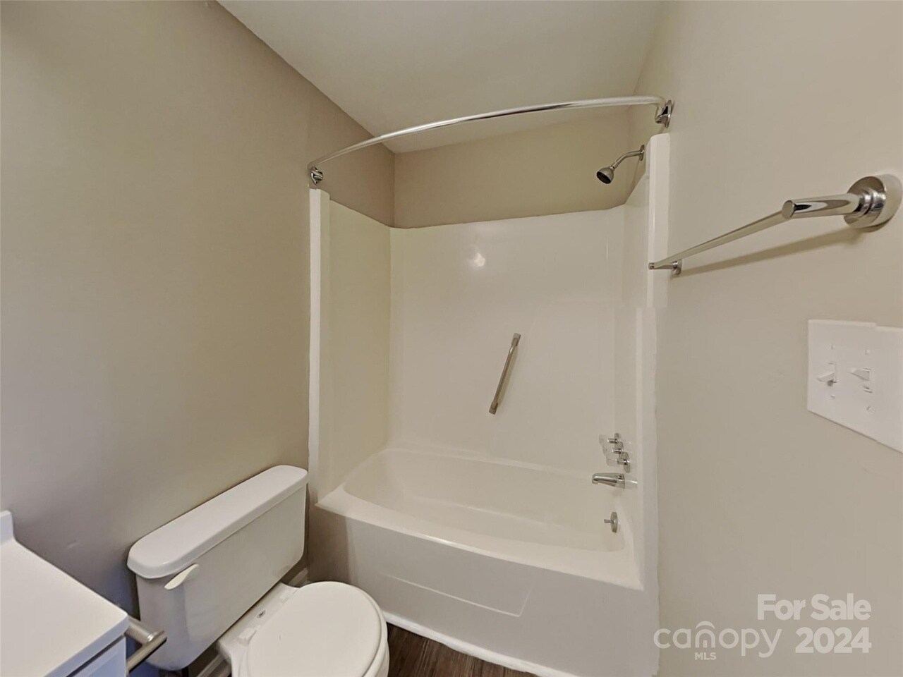 Building Photo - 928 Hearthridge Ct