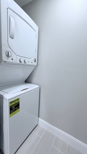 Building Photo - 9707 Richmond Ave.