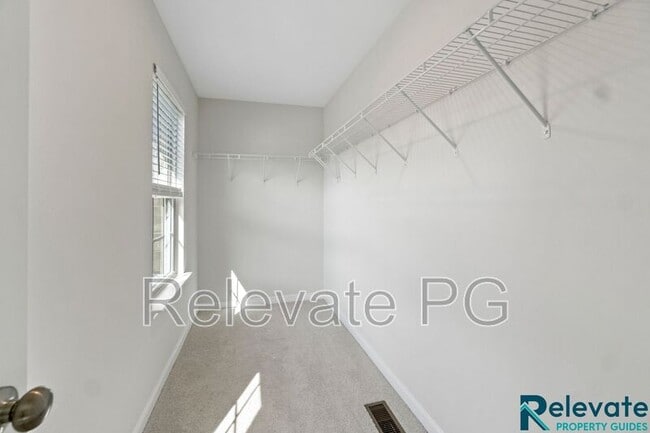 Building Photo - 5100 Ellingshire Dr