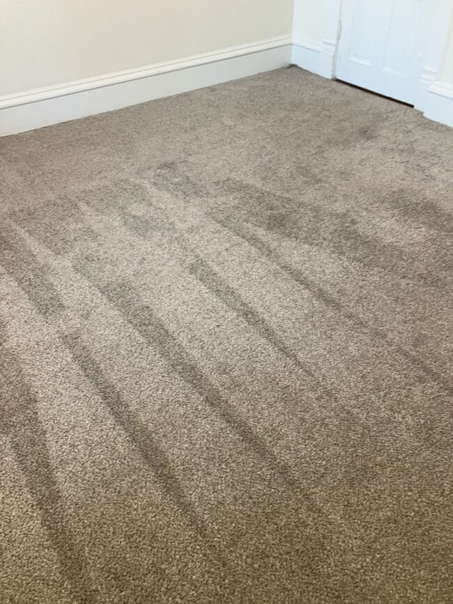 Building Photo - Pre-Lease Today, 5 Bedroom Home!