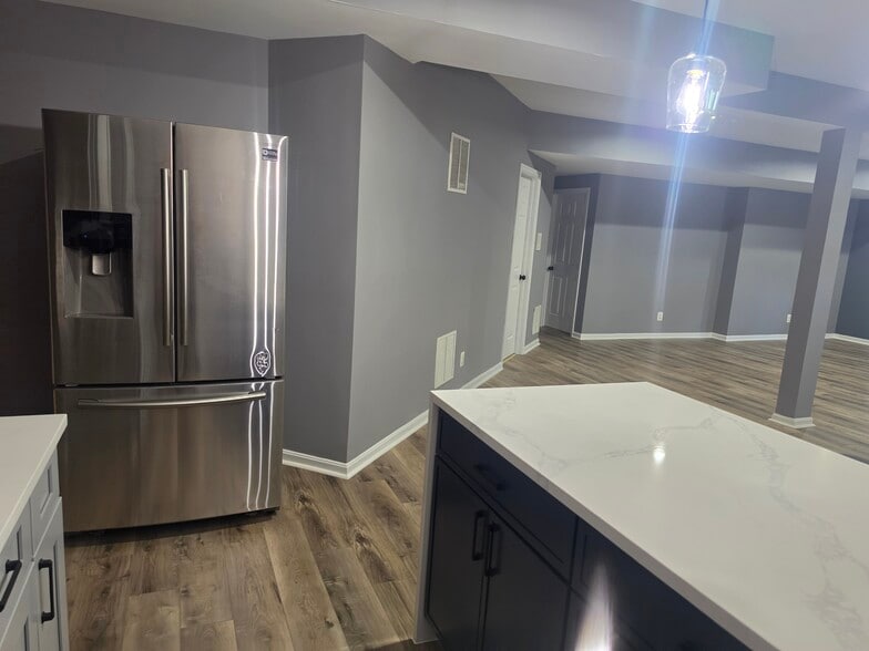 Building Photo - 6021 Smooth Stone Pl