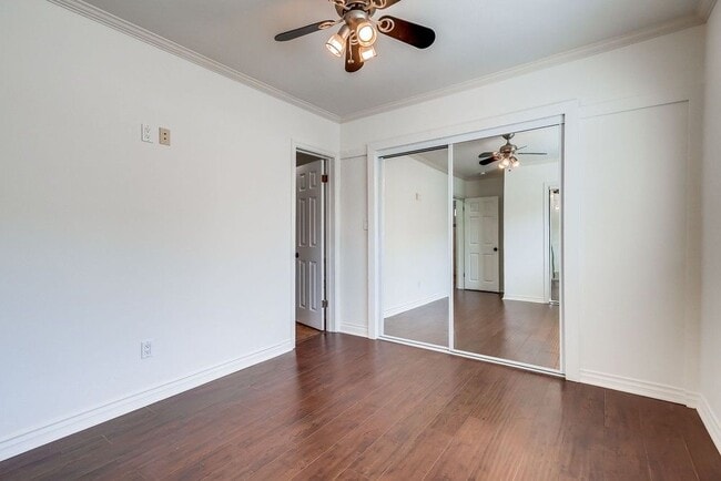 Building Photo - 4445 Marine