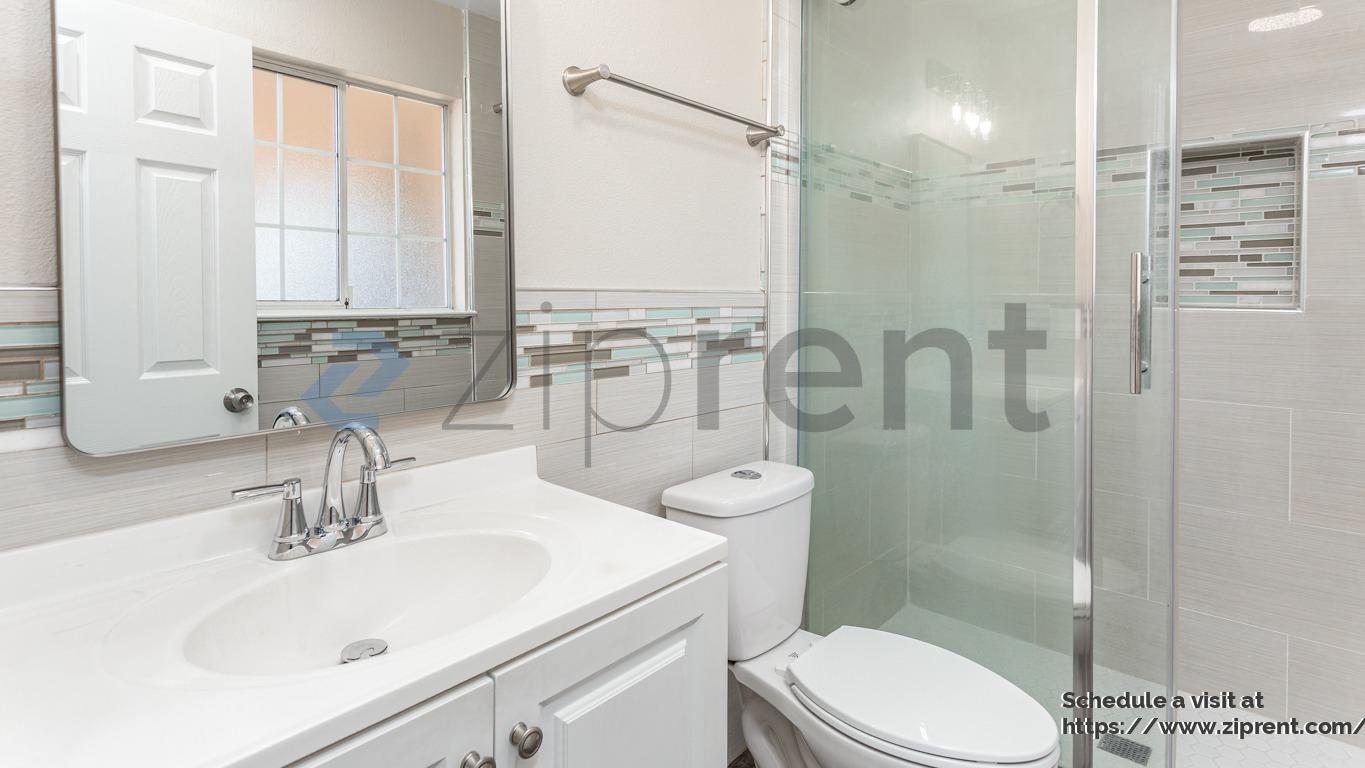 Building Photo - 391 Cll Cabezal