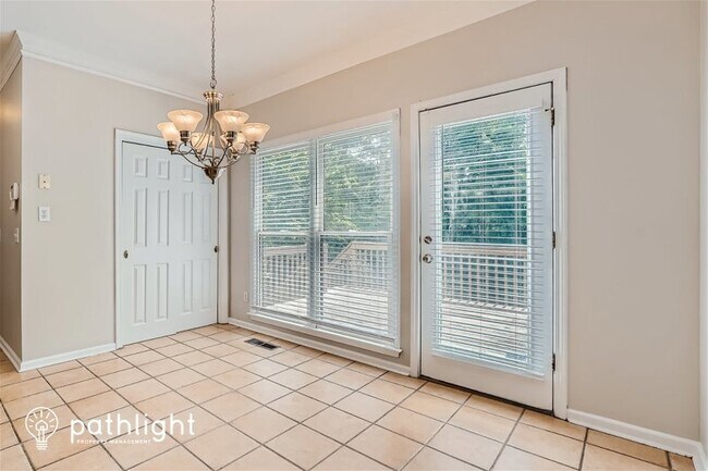 Building Photo - 4011 Iron Hill Ln