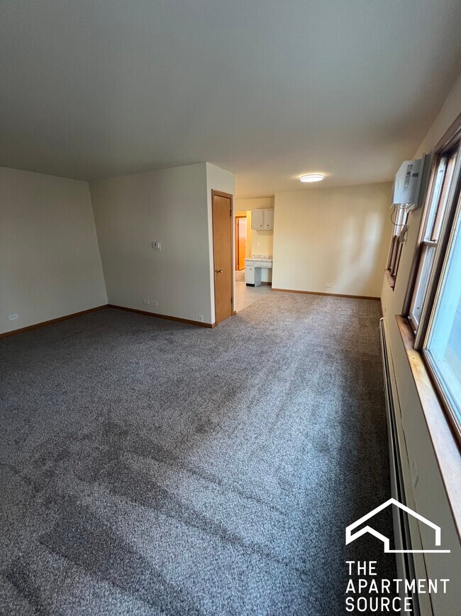 Building Photo - 328 Marengo Ave