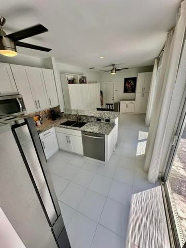 Building Photo - 3656 Mykonos Ct