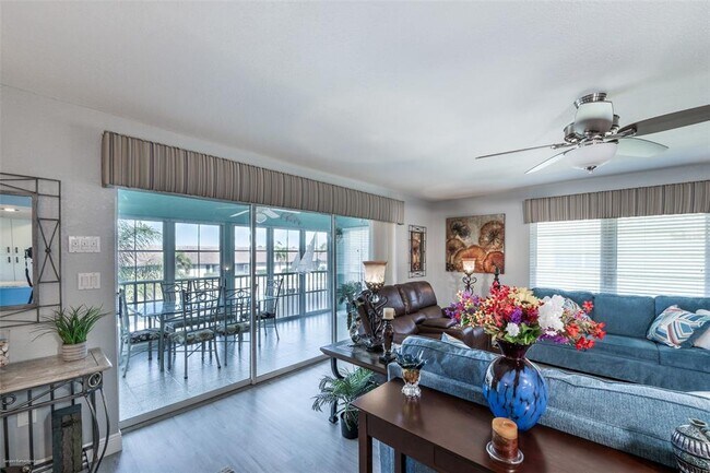 Building Photo - 4000 Bal Harbor Blvd