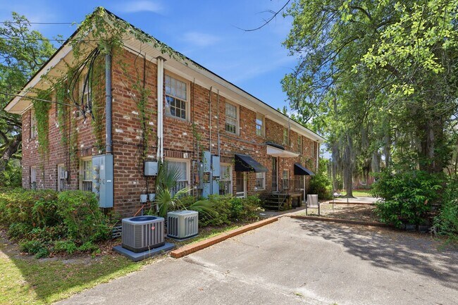 Building Photo - 3411 Bull St
