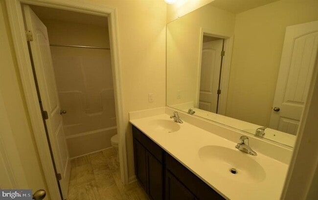 Building Photo - 5917 Sneed Dr