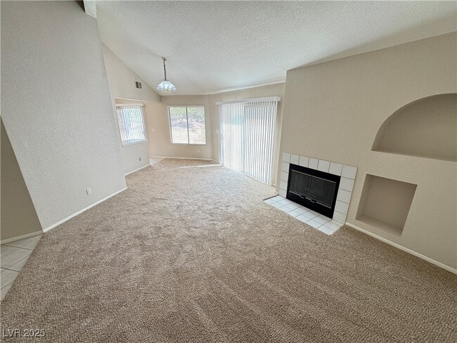 Building Photo - 7273 Vista Bonita Dr