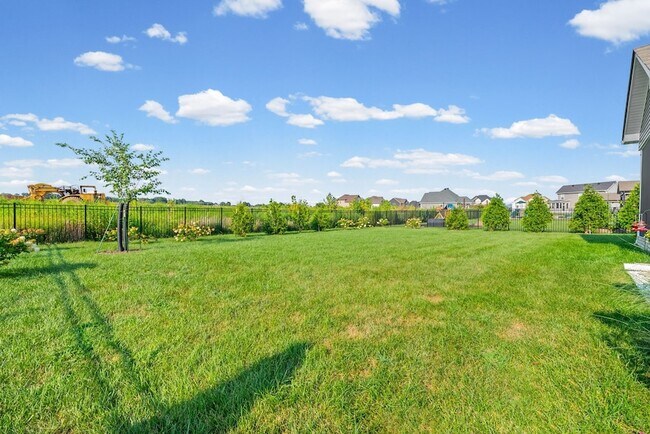 Building Photo - 538 Fieldview Wy