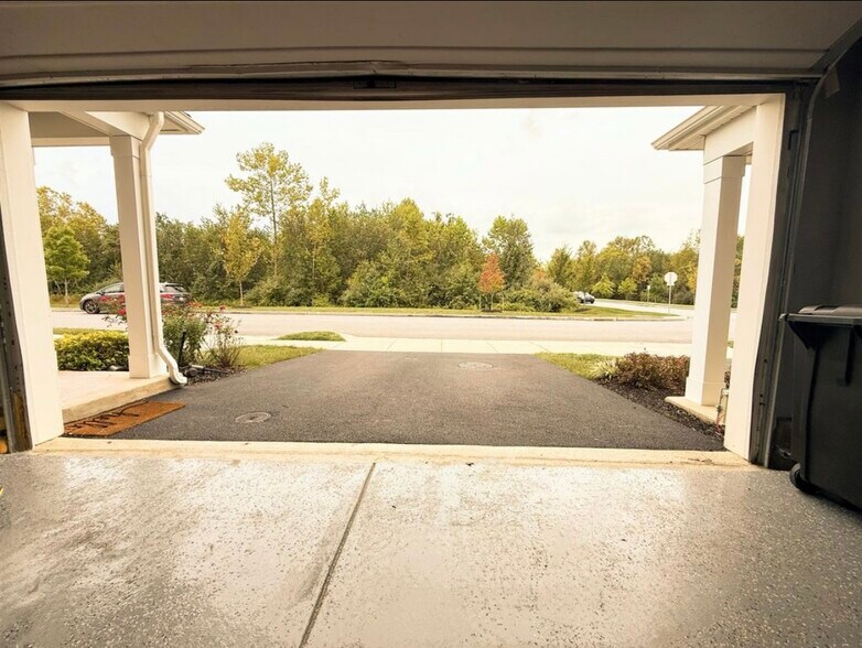 Building Photo - 119 Livingston Ln