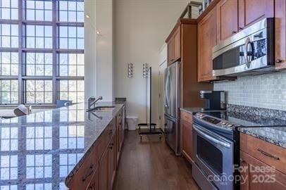 Building Photo - 715 N Graham St