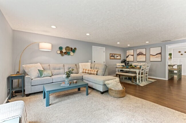 Building Photo - 3413 W Sunset Ave