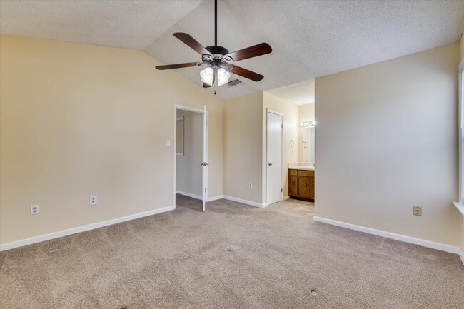 Building Photo - 125 Cyndee Cir