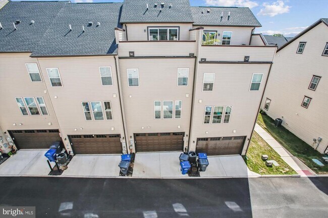 Building Photo - 7269 Nittany Ln