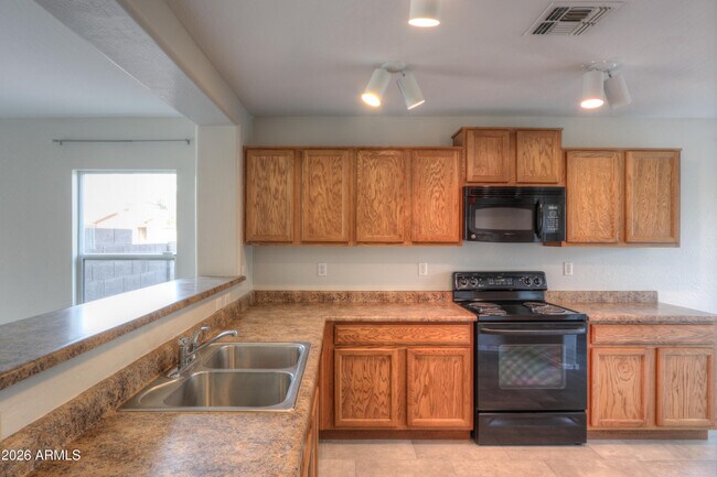 Building Photo - 27976 N Gold Ln