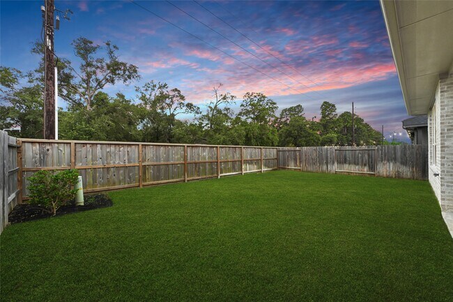 Building Photo - 9319 Galloway Wds Trl