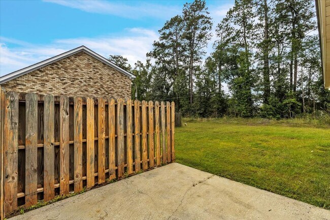 Building Photo - 3 Bed/2 Bath Home within Walking Distance to Richmond Hill Schools