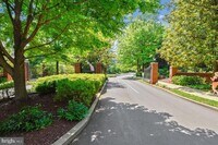 Building Photo - 3927 Georgetown Ct NW