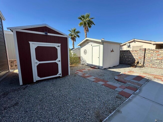 Building Photo - 13432 E 53rd St