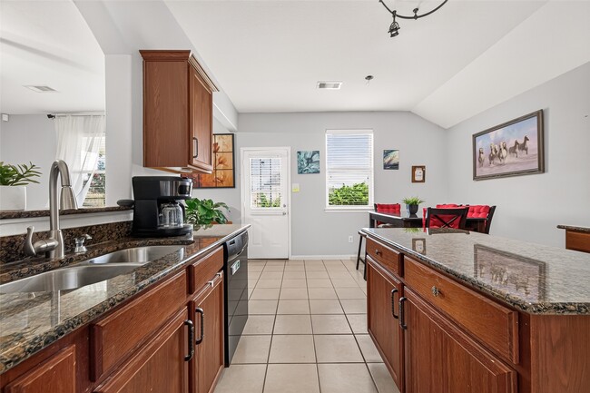 Building Photo - 16123 Duck Tail Ln